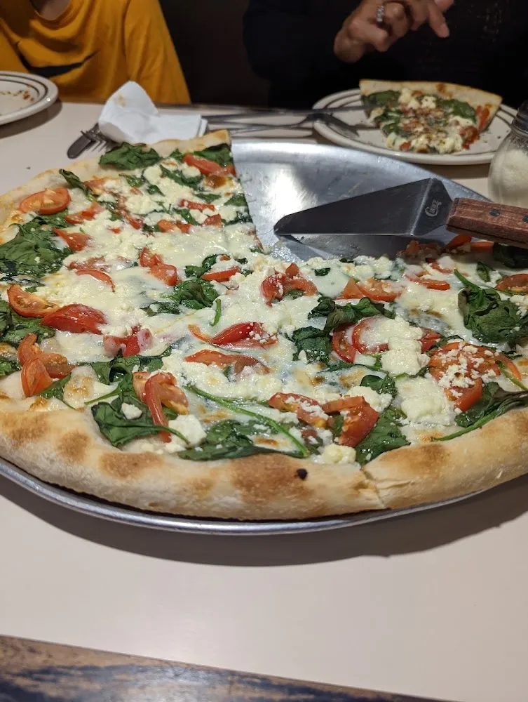 Roma Pizza